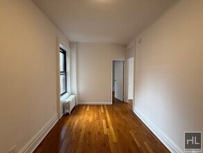 YORK AVENUE in New York, NY - Building Photo - Building Photo