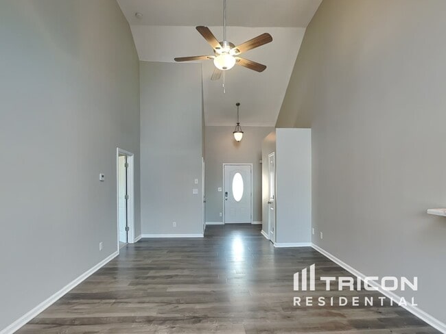 1398 Scrub Oak Drive in Clarksville, TN - Building Photo - Building Photo