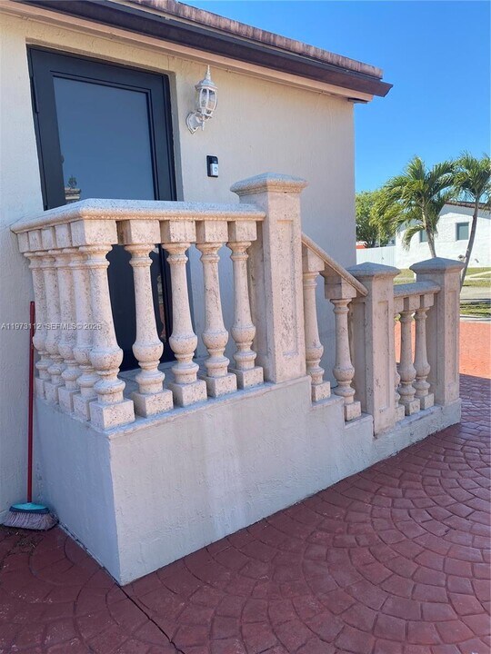 3181 SW 84th Ct in Miami, FL - Building Photo