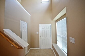 5614 Redgrove Ln in Katy, TX - Foto de edificio - Building Photo