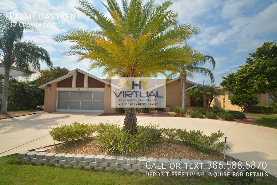 12 Cedarwood Ct in Palm Coast, FL - Building Photo