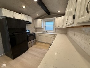 250 Koehne St in Indianapolis, IN - Building Photo - Building Photo