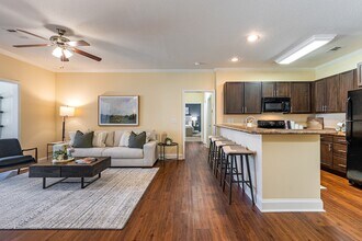 Hawthorne Crestview in Warner Robins, GA - Foto de edificio - Building Photo