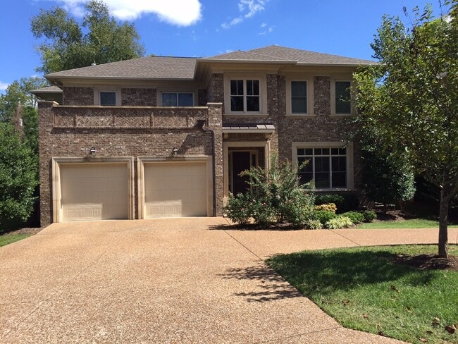 property at 320 Leonard Ave