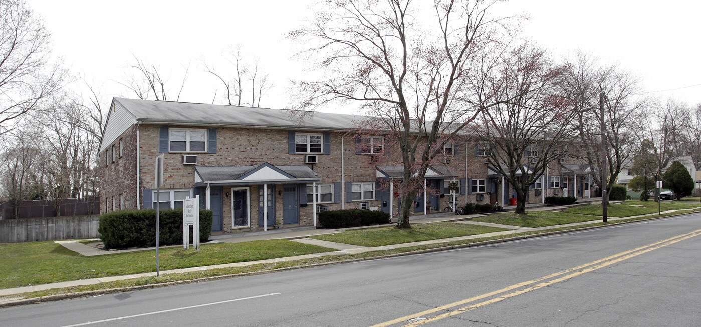 Somerdale West Apartments in Somerdale, NJ - Building Photo