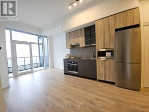 1037 The Queensway in Toronto, ON - Building Photo - Building Photo