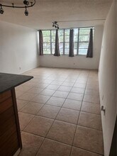 2771 Taft St, Unit 111 in Hollywood, FL - Building Photo - Building Photo