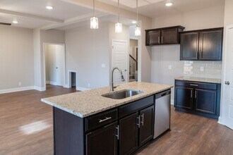2624 Rafiki Dr in Clarksville, TN - Building Photo - Building Photo