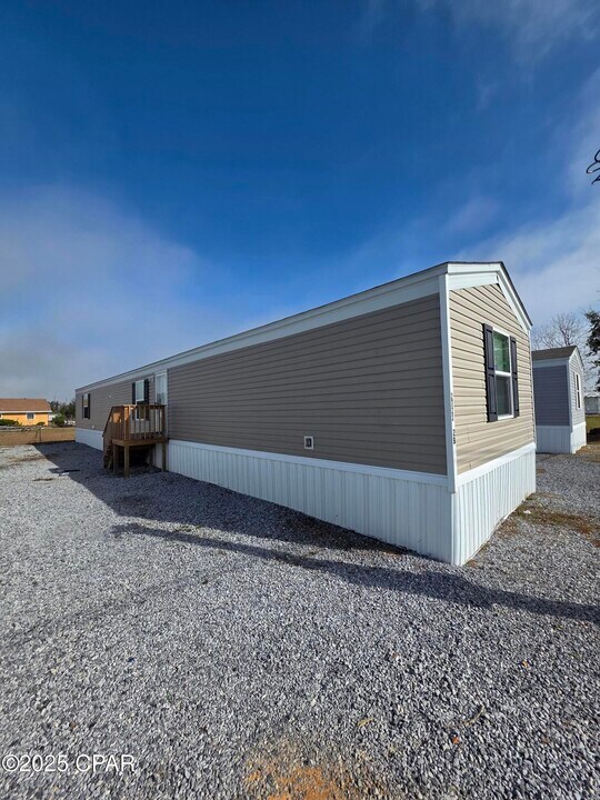 2723 E 19th St in Panama City, FL - Building Photo