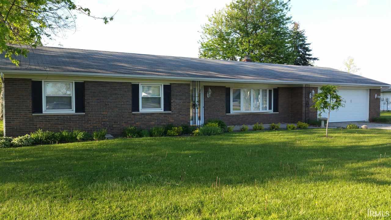 8606 Illinois Rd in Fort Wayne, IN - Building Photo