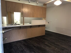 628 Oakland Ave in Fayetteville, AR - Building Photo - Building Photo