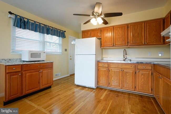 2017 N Cameron St in Arlington, VA - Building Photo - Building Photo