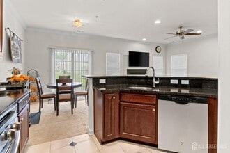 43 Morgan Way in Monroe Township, NJ - Building Photo - Building Photo