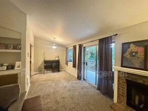 15433 Country Club Dr in Mill Creek, WA - Building Photo - Building Photo