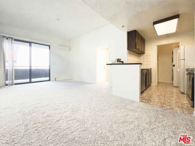 222 S Central Ave in Los Angeles, CA - Building Photo - Building Photo