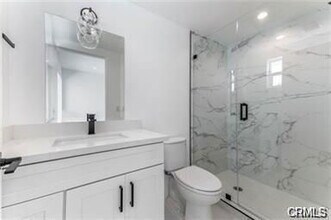 5948 Cantaloupe Ave in Los Angeles, CA - Building Photo - Building Photo