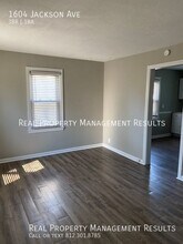 1604 Jackson Ave in Evansville, IN - Building Photo - Building Photo