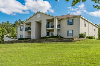 Park Wind Apartments in Jackson, MS - Building Photo - Building Photo