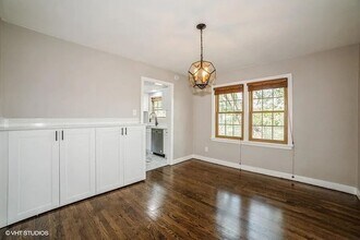 325 Fairbanks Pl in Munster, IN - Building Photo - Building Photo