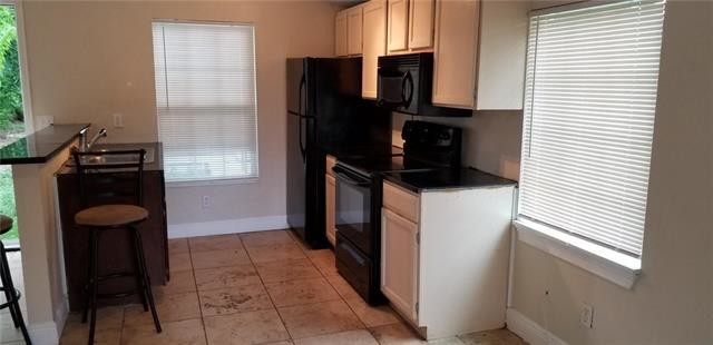 403 Blackson Ave-Unit -#B in Austin, TX - Building Photo