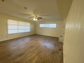 4319 40th St in Lubbock, TX - Building Photo - Building Photo