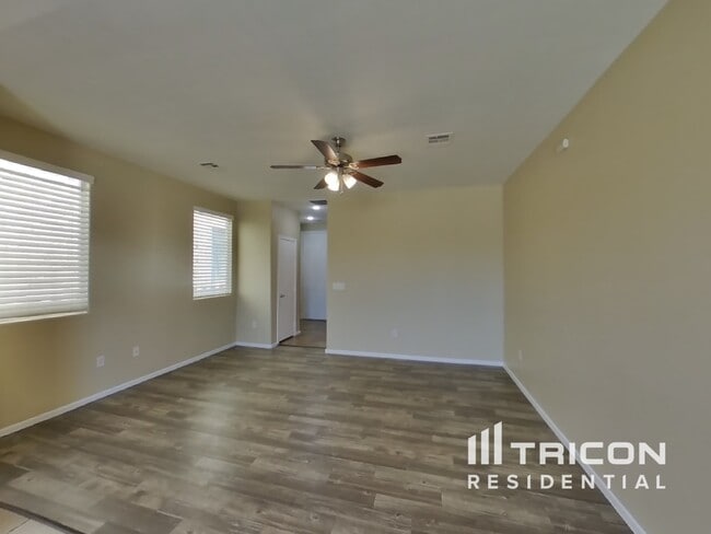 3669 Karissa Heights Pl in Las Vegas, NV - Building Photo - Building Photo