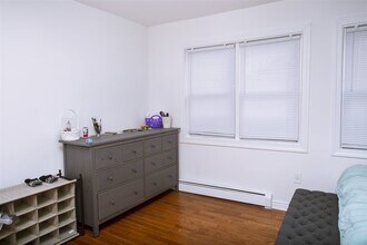 213 Nunda Ave-Unit -2 in Jersey City, NJ - Building Photo - Building Photo