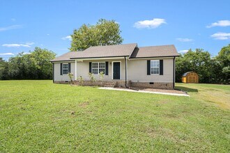 681 Elbethel Rd in Shelbyville, TN - Building Photo - Building Photo