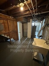 21516 Watson Rd in Maple Heights, OH - Building Photo - Building Photo