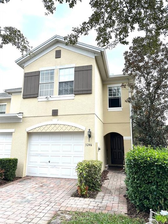 3246 Villa Strada Wy in Orlando, FL - Building Photo