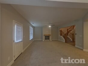 420 Best Friends Turn Alley in Mcdonough, GA - Foto de edificio - Building Photo