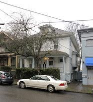 1815 NW Hoyt St in Portland, OR - Building Photo