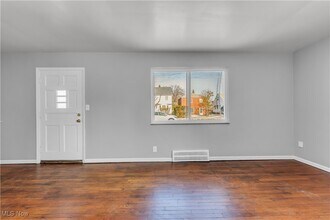 20850 Morris Ave in Euclid, OH - Building Photo - Building Photo