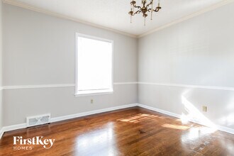 4560 Parkwood Rd in Memphis, TN - Foto de edificio - Building Photo