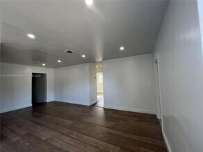 770 NW 179th St in Miami, FL - Building Photo - Building Photo