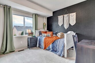 5483 Mountain Garland Dr in Colorado Springs, CO - Building Photo - Building Photo