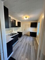 114 Dr Samuel McCree Way