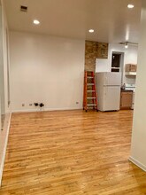 1102 N Ashland Ave in Chicago, IL - Building Photo - Building Photo