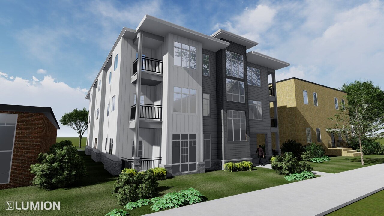 111 S State St in Champaign, IL - Building Photo