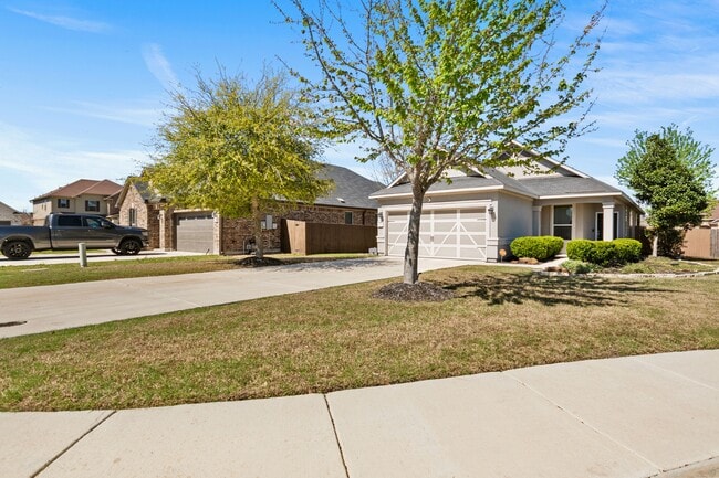 2073 Turkey Creek in New Braunfels, TX - Building Photo - Building Photo