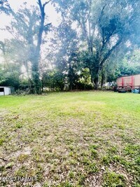 1339 Cherokee Dr photo'