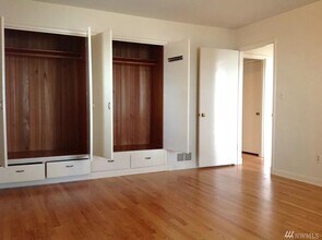 1505 Mukilteo Ln in Mukilteo, WA - Building Photo - Building Photo