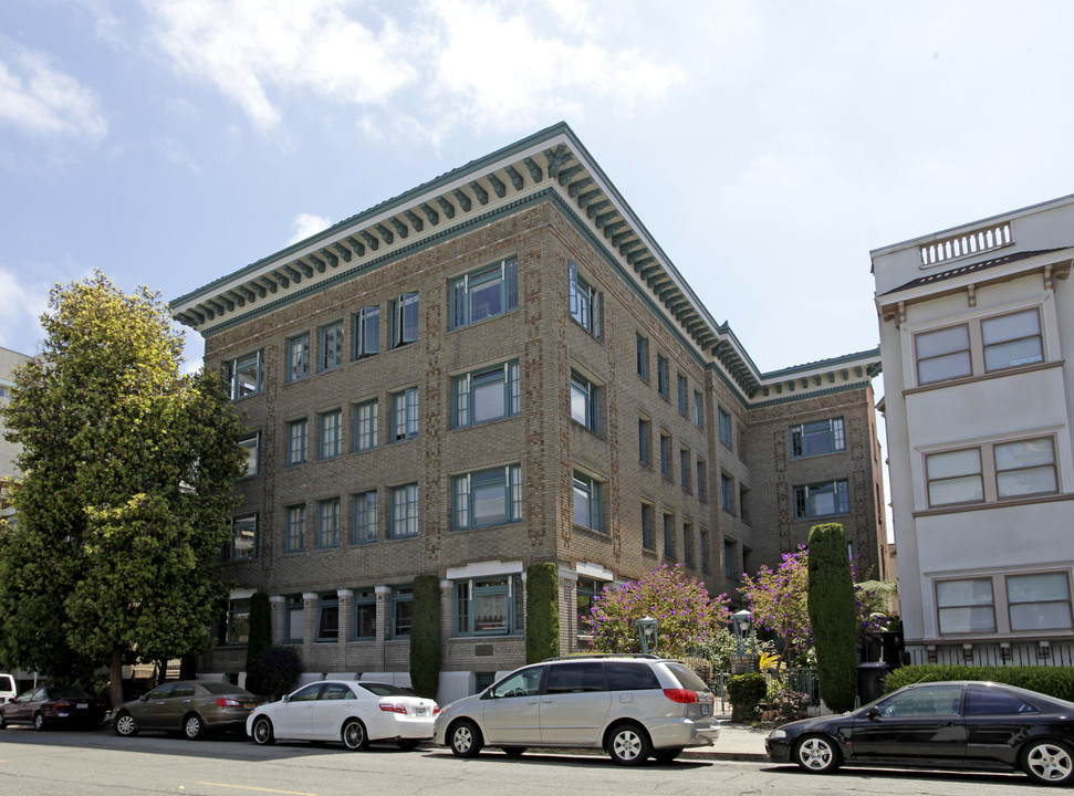 Allison Apartments in Oakland, CA - Building Photo