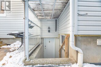 402 Woodfield Rd. in Toronto, ON - Building Photo - Building Photo