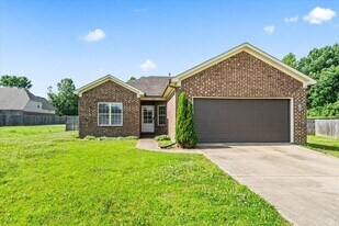 243 Hackberry Cove in Munford, TN - Building Photo