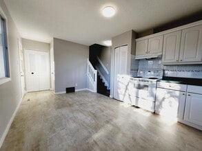 8703-8727 27 Ave NW in Edmonton, AB - Building Photo - Building Photo