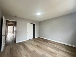 164 Stegman St in Jersey City, NJ - Building Photo - Building Photo