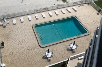901 S Atlantic Ave, Unit Unit #207 in Ormond Beach, FL - Foto de edificio - Building Photo