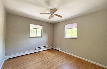 562 Lowell Ave in Cincinnati, OH - Building Photo - Building Photo