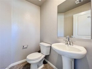 5322 White Butterfly St in Las Vegas, NV - Building Photo - Building Photo